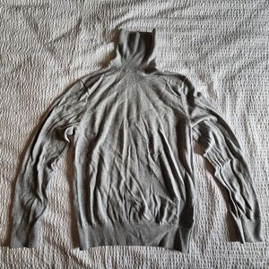 Elegant Gray Turtleneck Sweater for Men